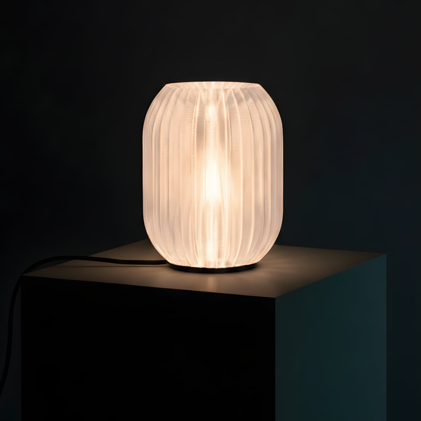 Kaoru table lamp
