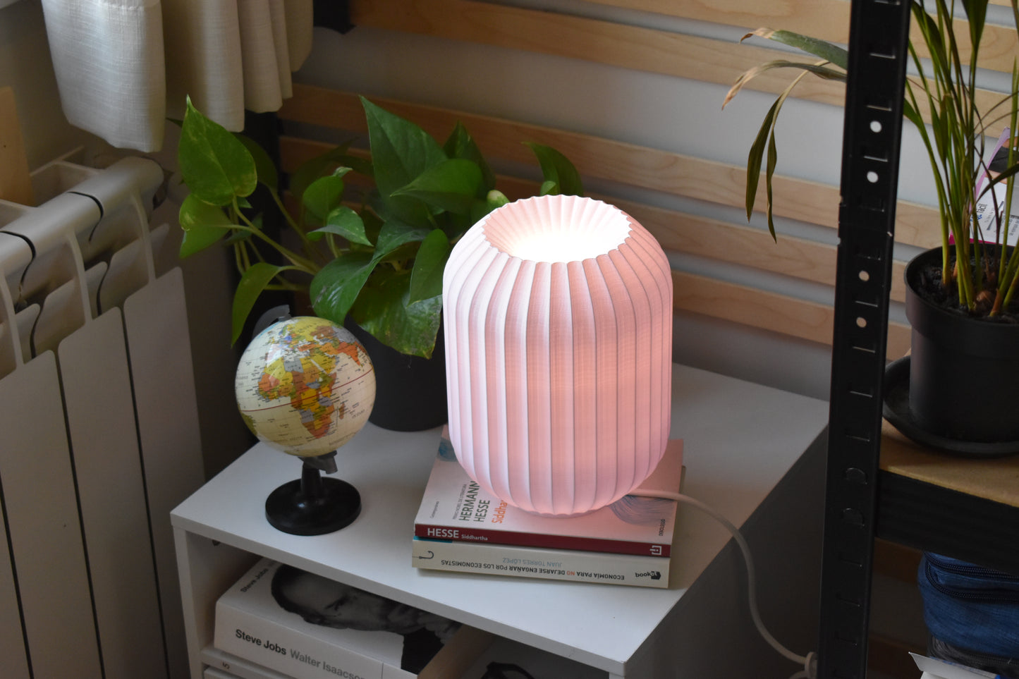 Kaoru table lamp